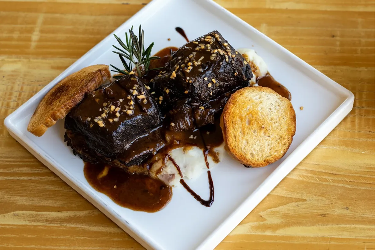 BRAISED SHORT RIBS